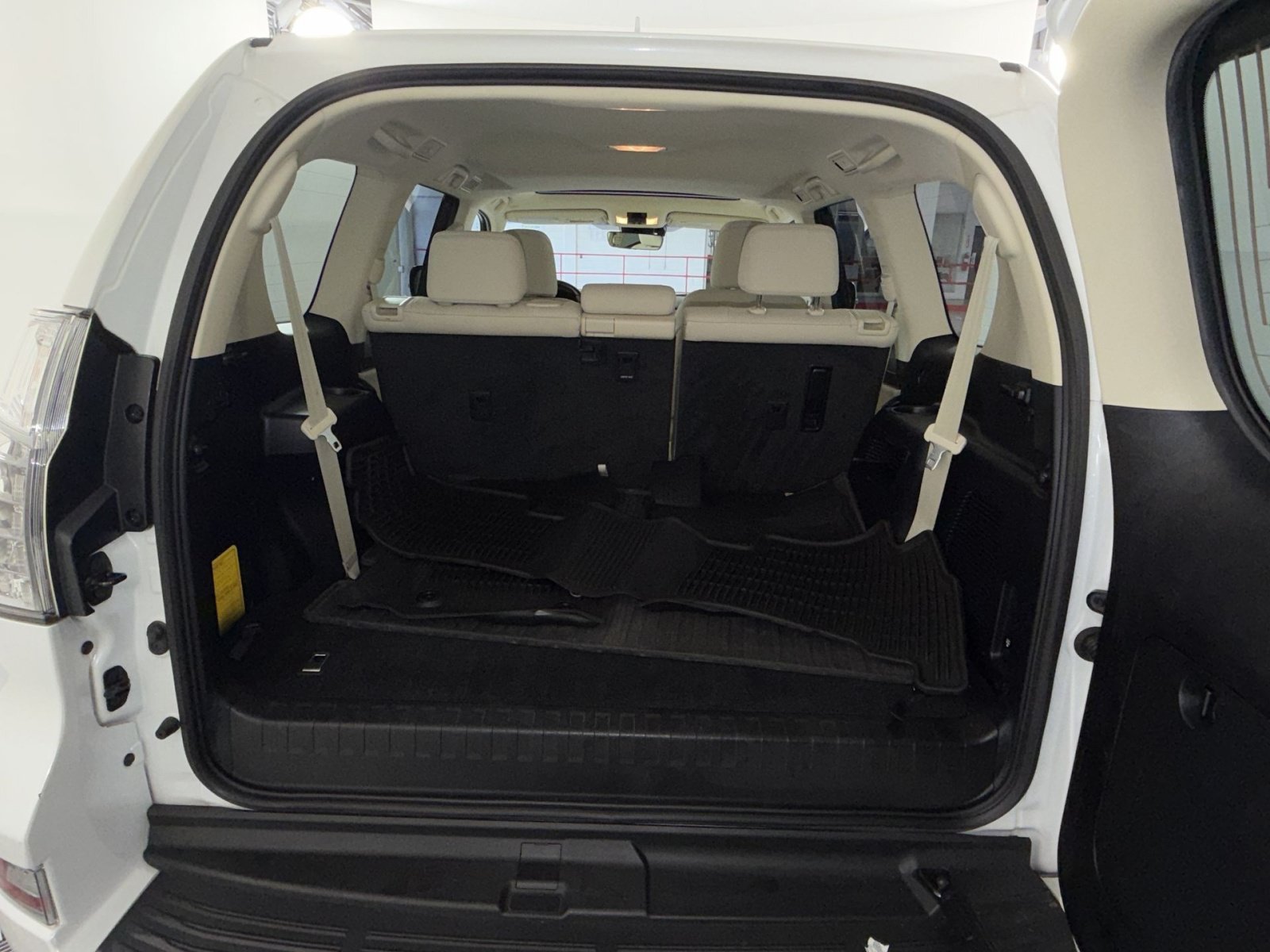 Used 2023 Lexus GX 460 Premium w/ Premium Package AWD/4WD image 26