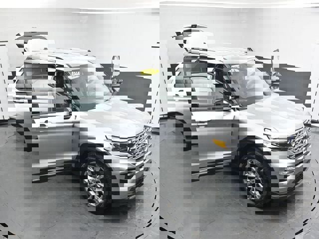 Used 2023 Ford Explorer Limited w/ Equipment Group 301A image 36