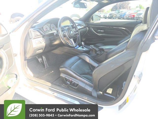 Used 2015 BMW M4 Coupe RWD image 10