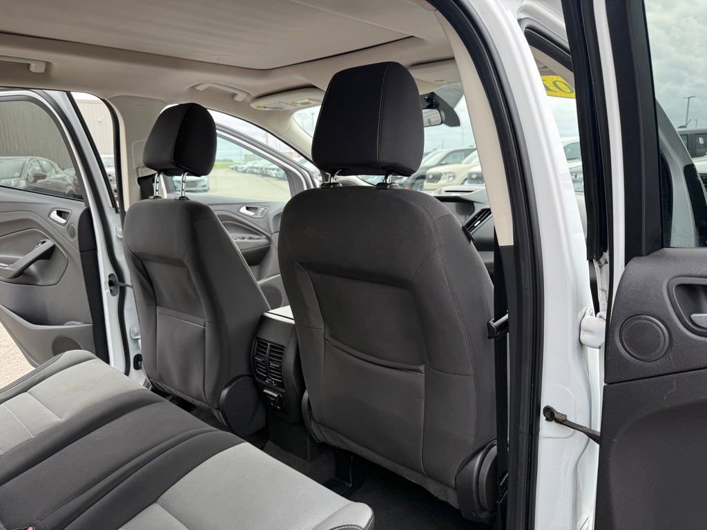 Used 2016 Ford Escape SE w/ Equipment Group 201A image 18