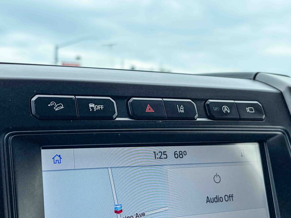 Used 2021 Ford Expedition Max XLT image 32