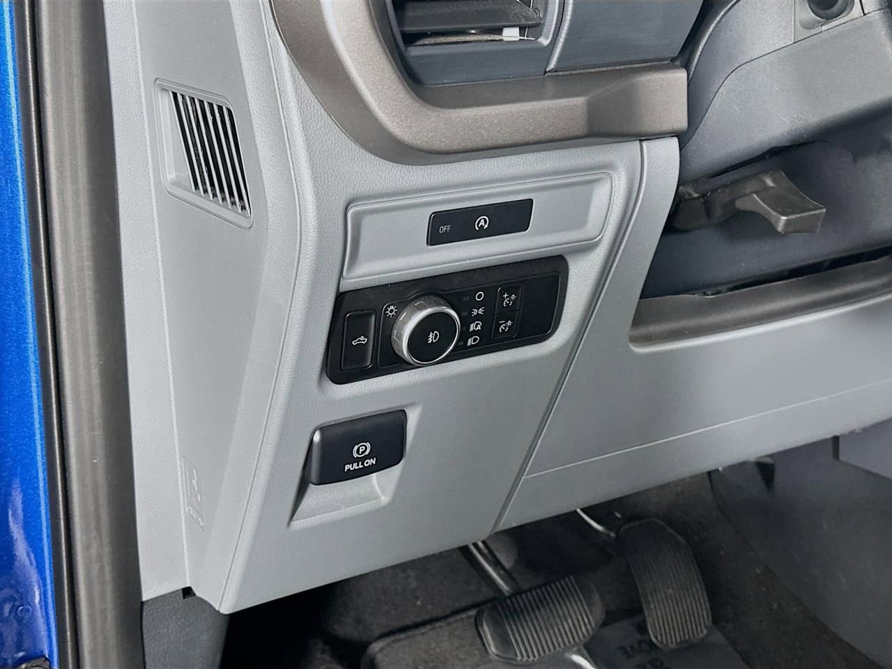 Used 2025 Ford F150 XLT w/ Equipment Group 301A Standard image 29