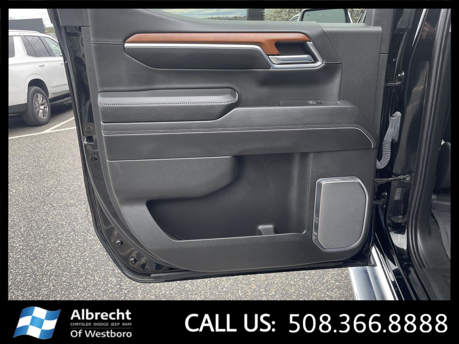 Used 2023 GMC Sierra 1500 Denali w/ Technology Package image 14