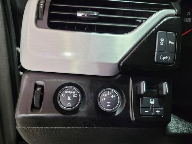 Used 2016 GMC Yukon SLE w/ HD Trailering Package image 43