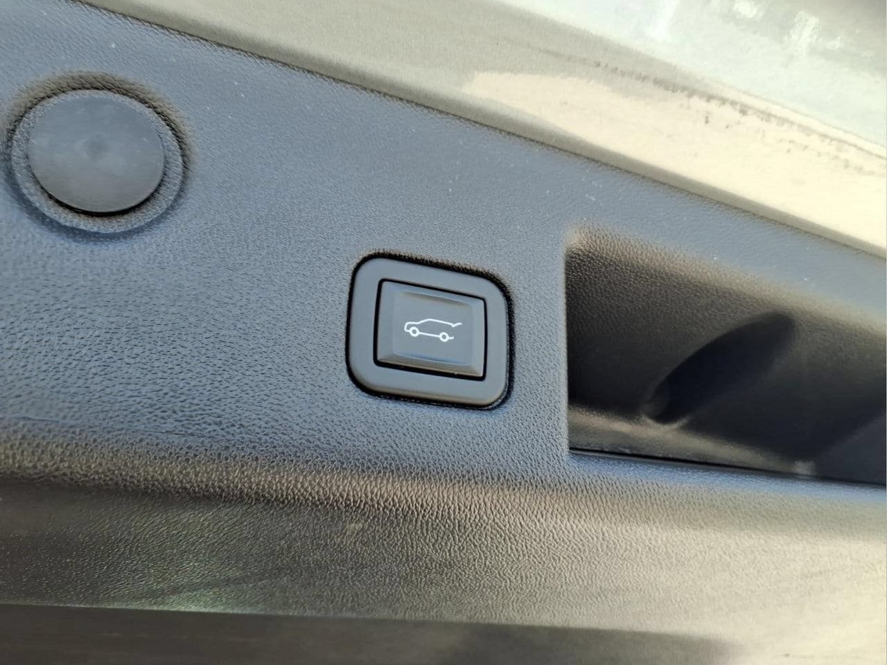 Used 2024 Chevrolet Equinox LT AWD/4WD image 11