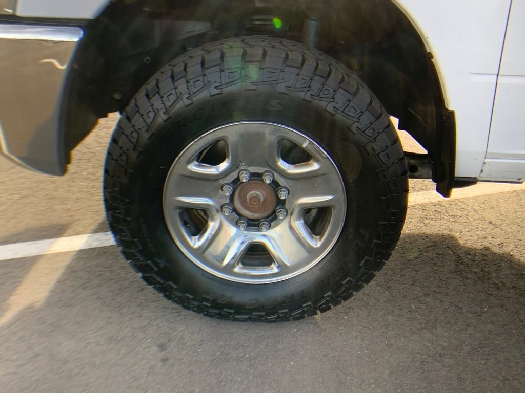 Used 2020 RAM 2500 Tradesman w/ Chrome Appearance Group AWD/4WD image 28