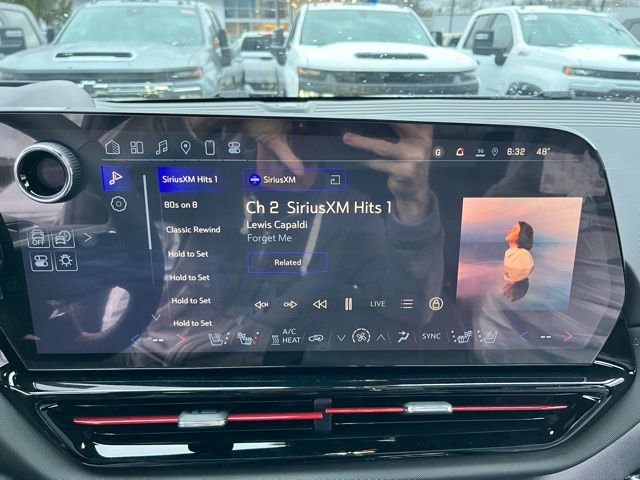 New 2025 Chevrolet Silverado EV RST image 33