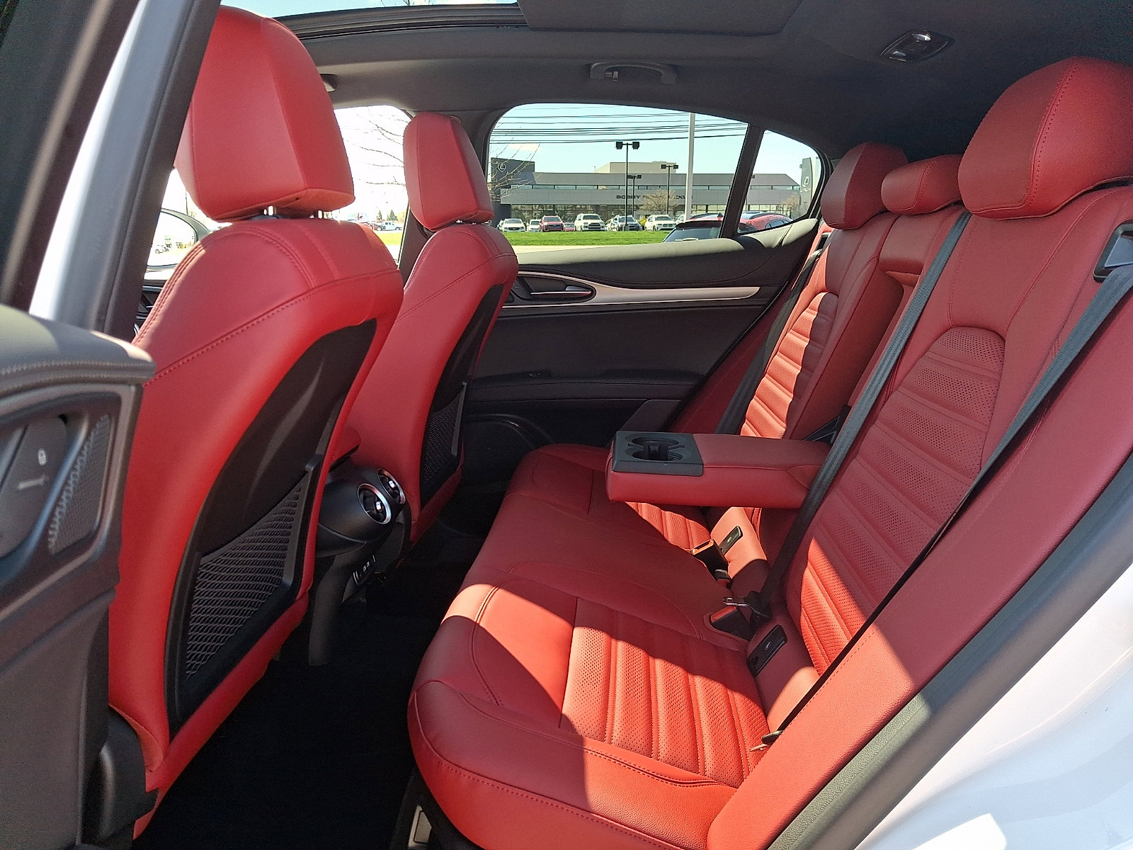 New 2025 Alfa Romeo Stelvio Sprint image 6