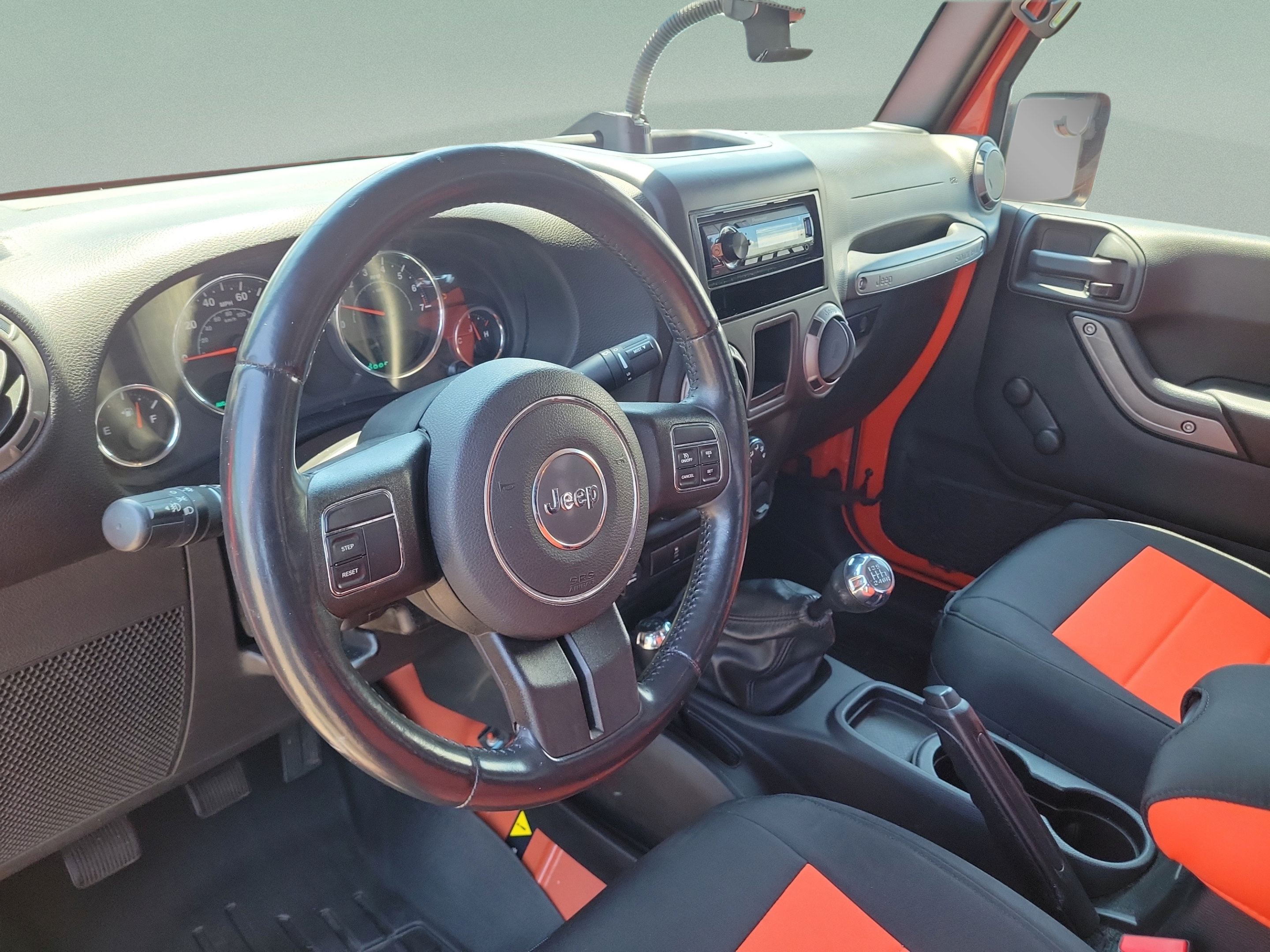 Used 2015 Jeep Wrangler Sport w/ Quick Order Package 23S AWD/4WD image 10