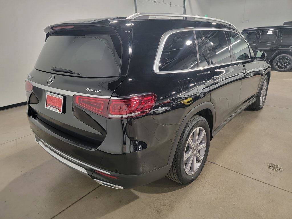 Used 2023 Mercedes-Benz GLS 450 4MATIC image 3