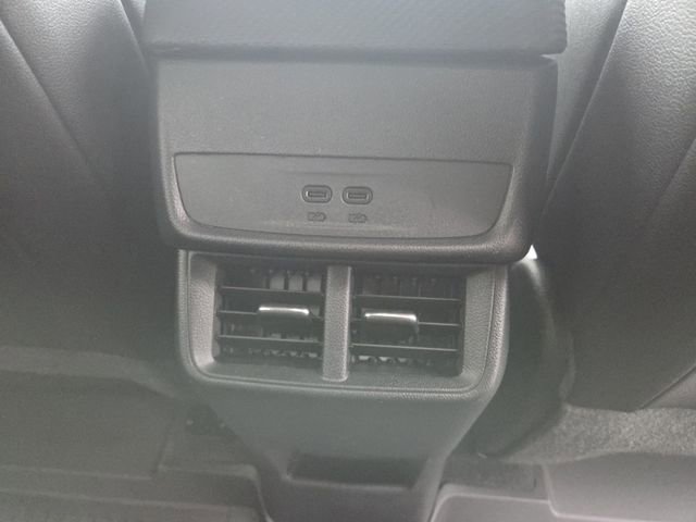 New 2026 Chevrolet Equinox LT w/ Convenience Package II image 16