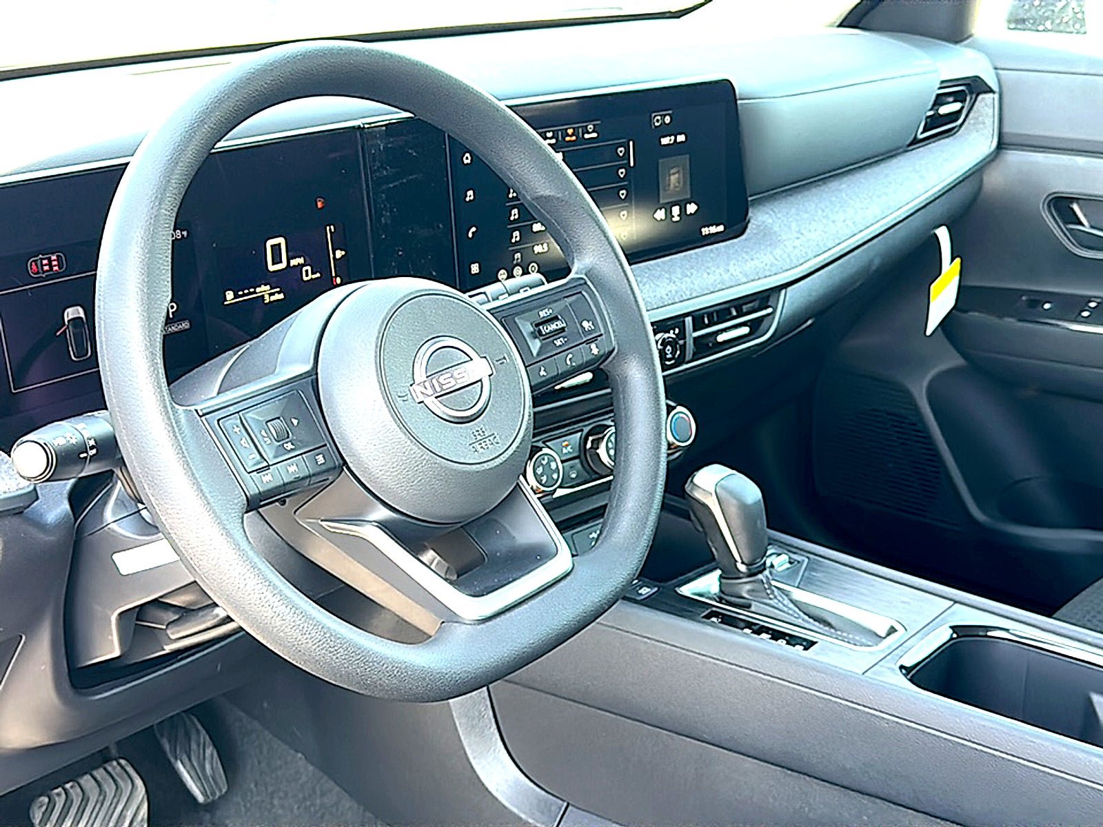 New 2027 Nissan Kicks S FWD image 9