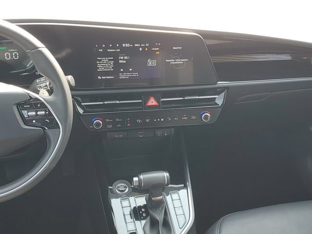 Certified 2024 Kia Niro EX FWD image 13