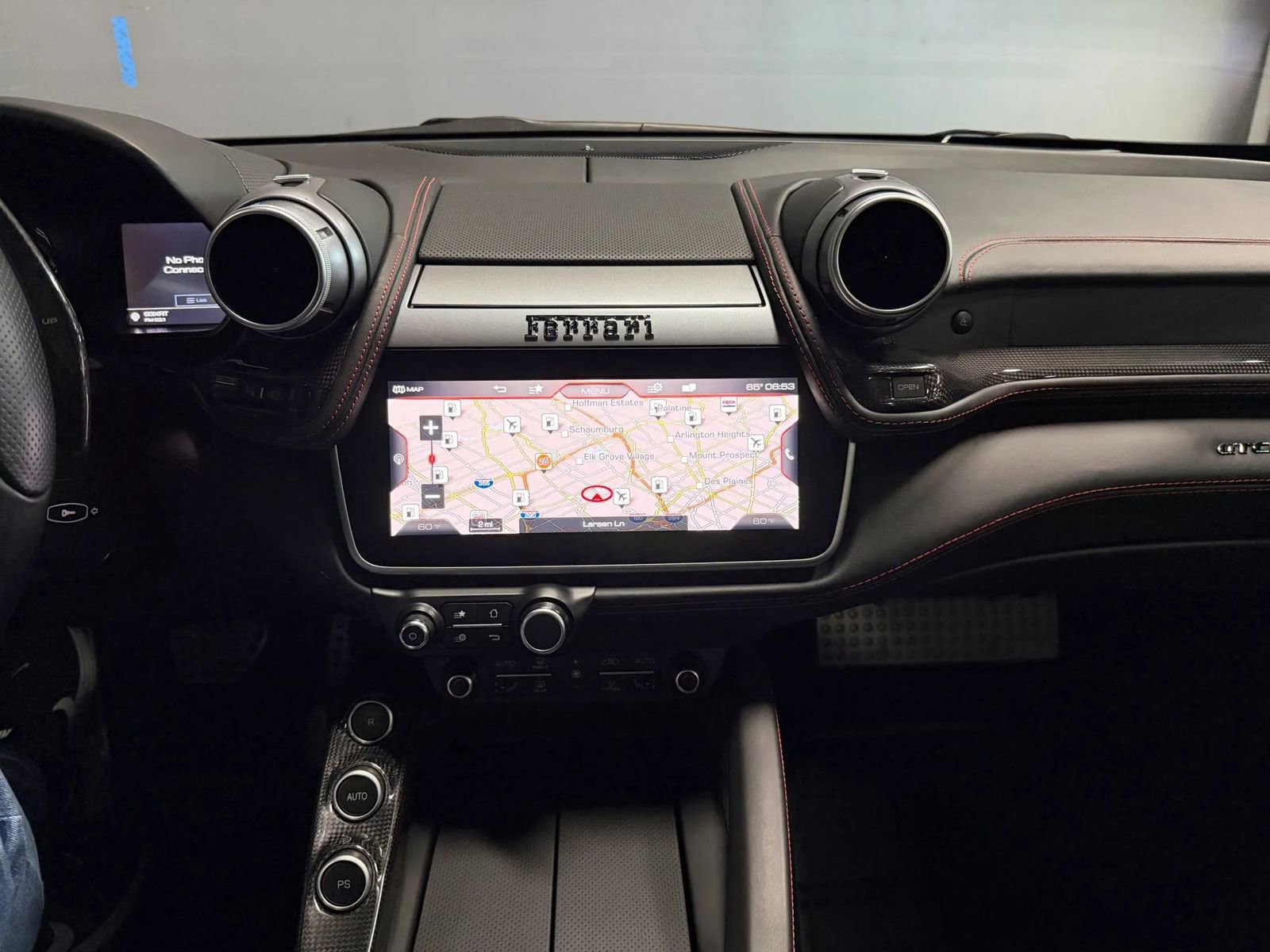 Used 2018 Ferrari GTC4Lusso AWD/4WD image 19