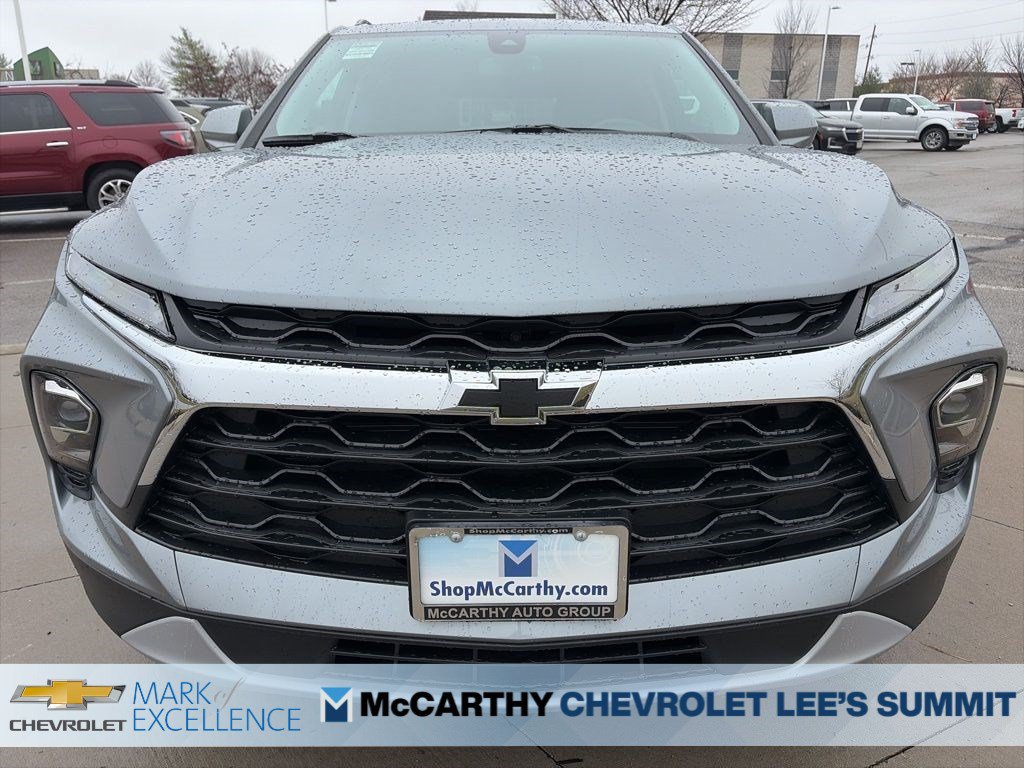New 2026 Chevrolet Blazer LT w/ Convenience Package AWD/4WD image 3