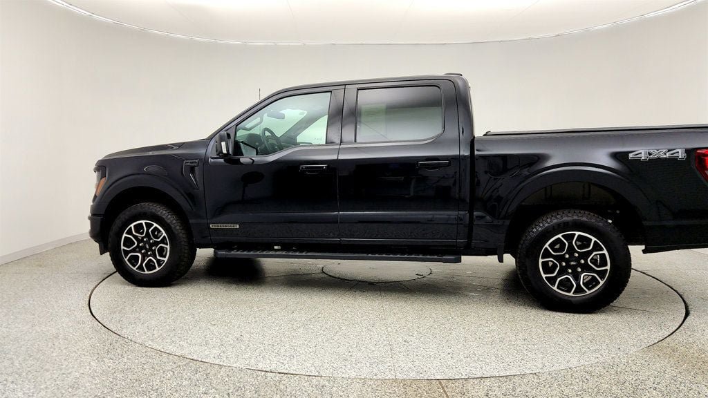Used 2025 Ford F150 XLT w/ Equipment Group 302A MID AWD/4WD image 8