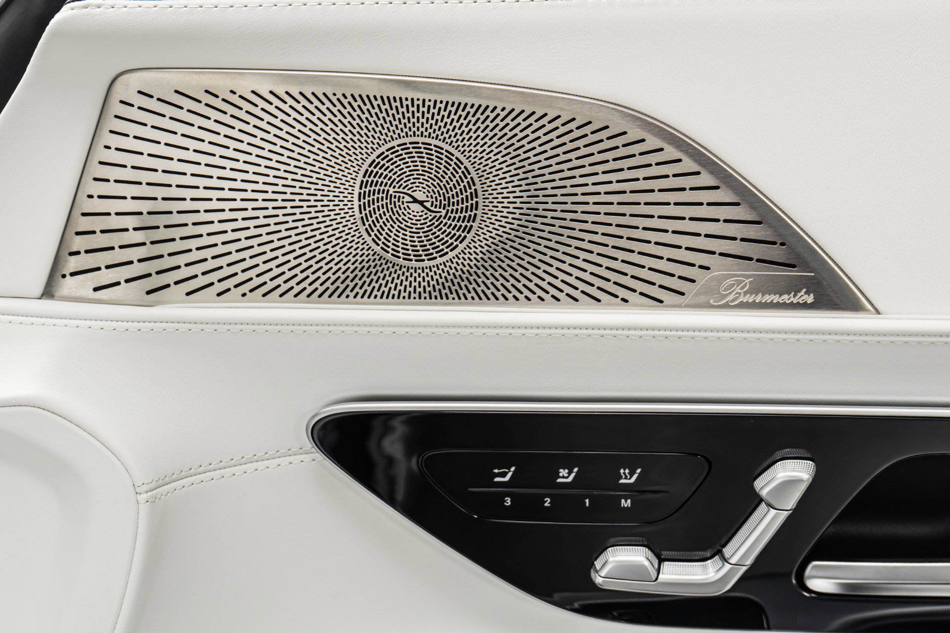 Used 2026 Mercedes-Benz Maybach SL 680 image 51
