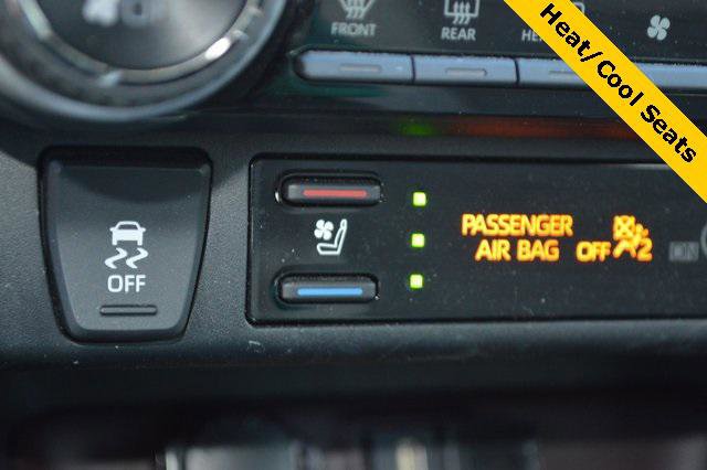 Certified 2021 Toyota RAV4 Limited AWD/4WD image 5