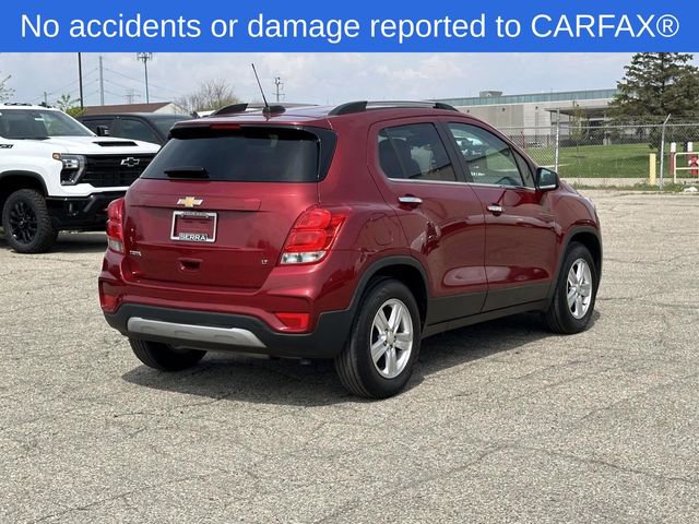 Used 2018 Chevrolet Trax LT w/ LT Convenience Package FWD image 6