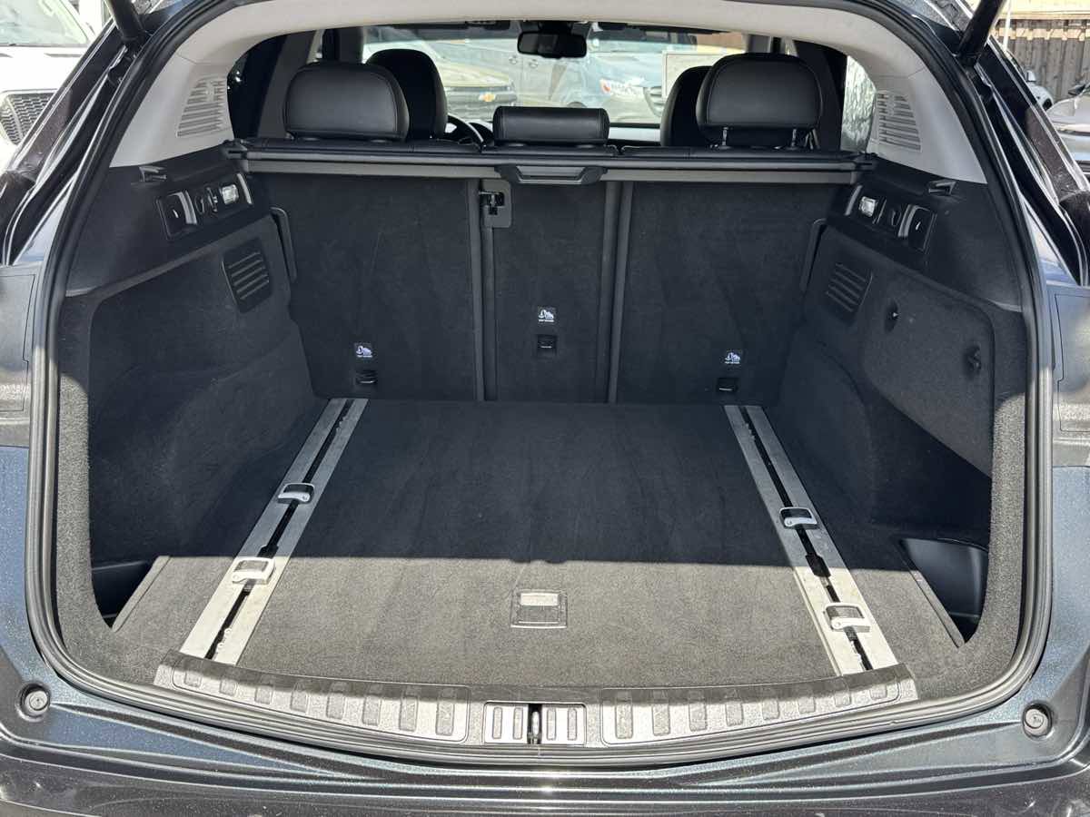 Used 2018 Alfa Romeo Stelvio Ti image 10