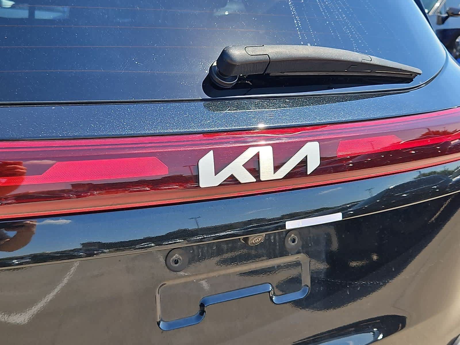 Certified 2024 Kia Seltos EX AWD/4WD image 11