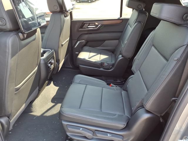 New 2026 GMC Yukon XL Denali w/ Denali Reserve Package AWD/4WD image 7