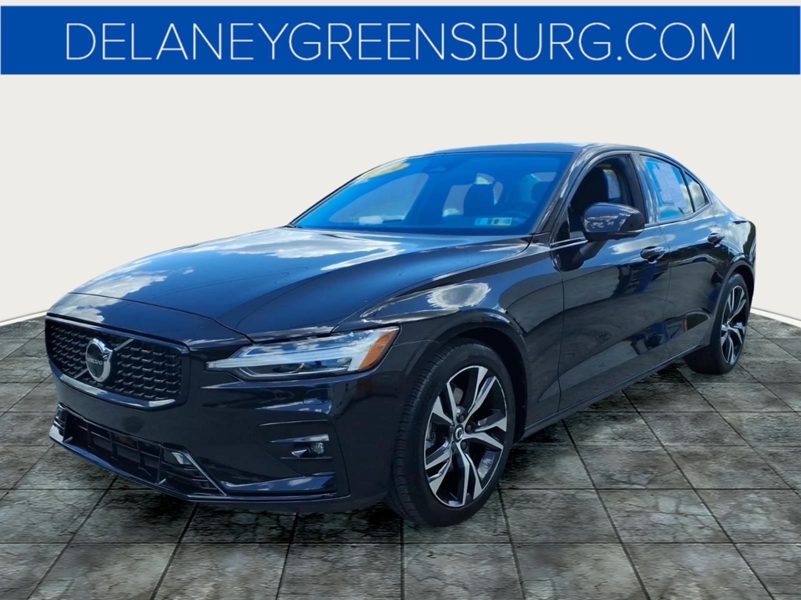 Used 2024 Volvo S60 B5 Plus w/ Climate Package AWD/4WD image 7