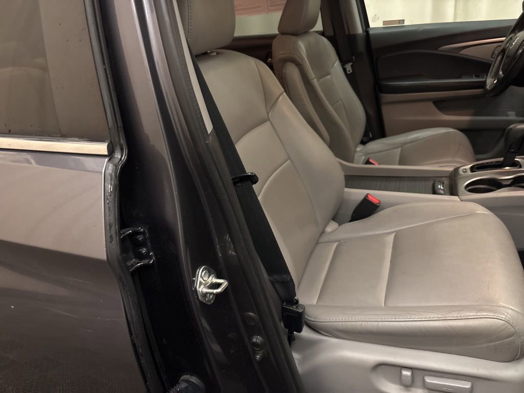 Used 2018 Honda Pilot EX-L image 25
