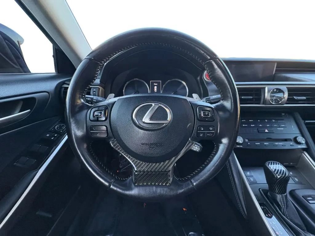 Used 2018 Lexus IS 300 w/ Premium Package RWD image 12