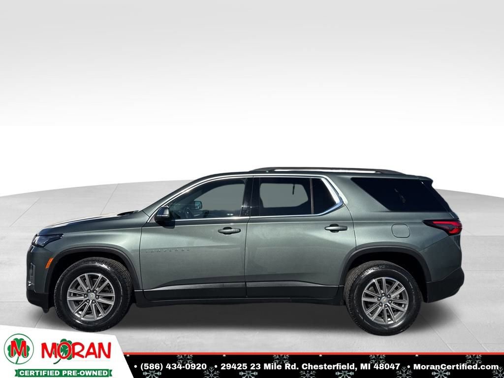 Used 2023 Chevrolet Traverse LT image 2