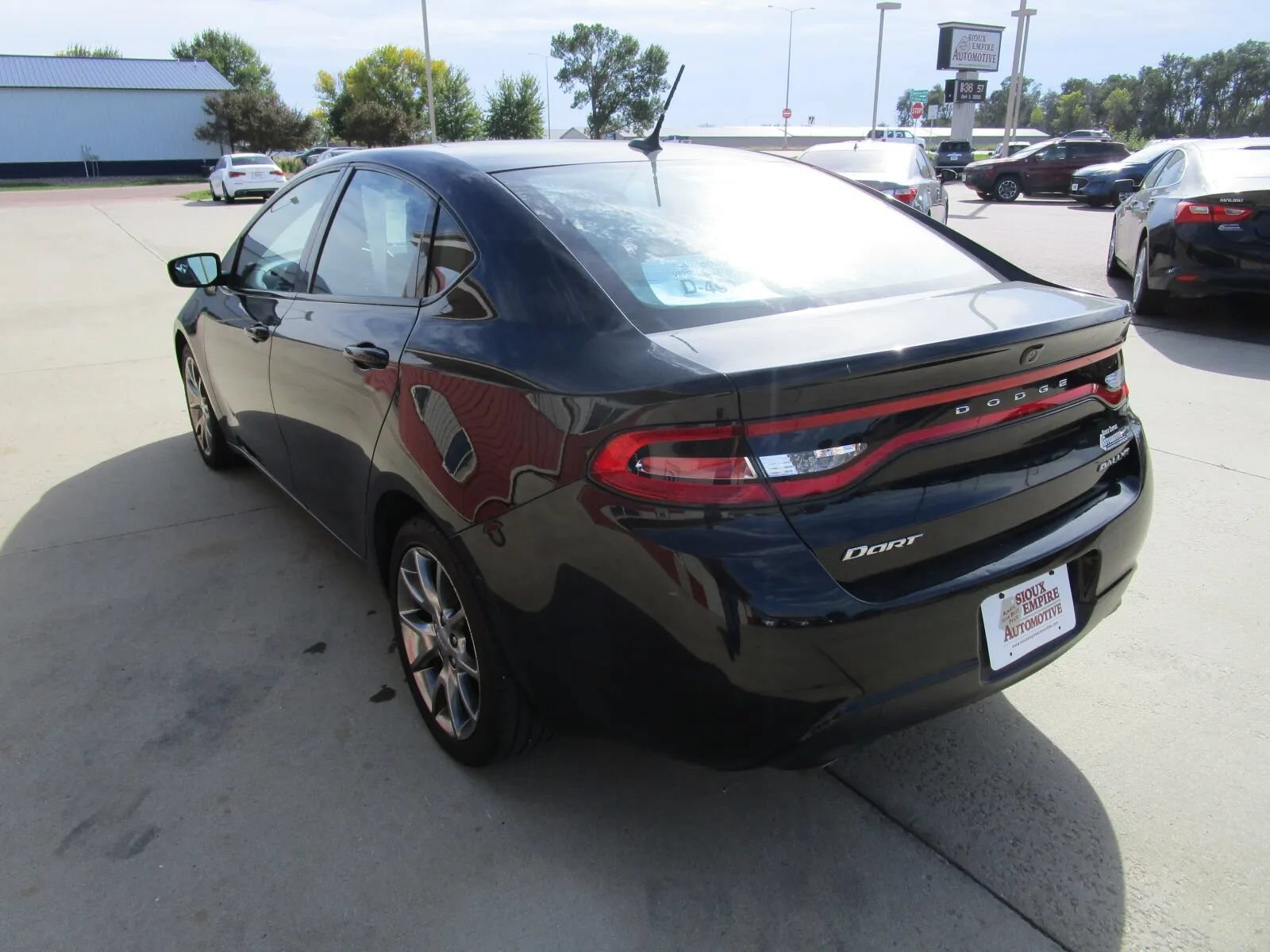Used 2015 Dodge Dart SXT FWD image 5