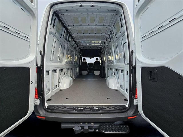 New 2025 Mercedes-Benz Sprinter 2500 image 11