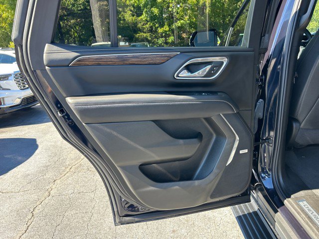 Used 2024 Chevrolet Tahoe Premier w/ Premium Package image 34