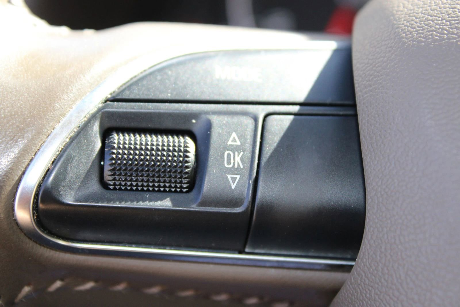 Used 2015 Audi Q5 2.0T Premium Plus w/ Technology Package AWD/4WD image 18