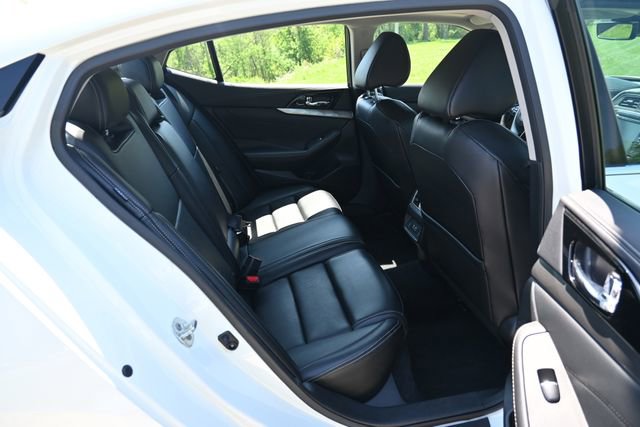 Used 2023 Nissan Maxima SL FWD image 21