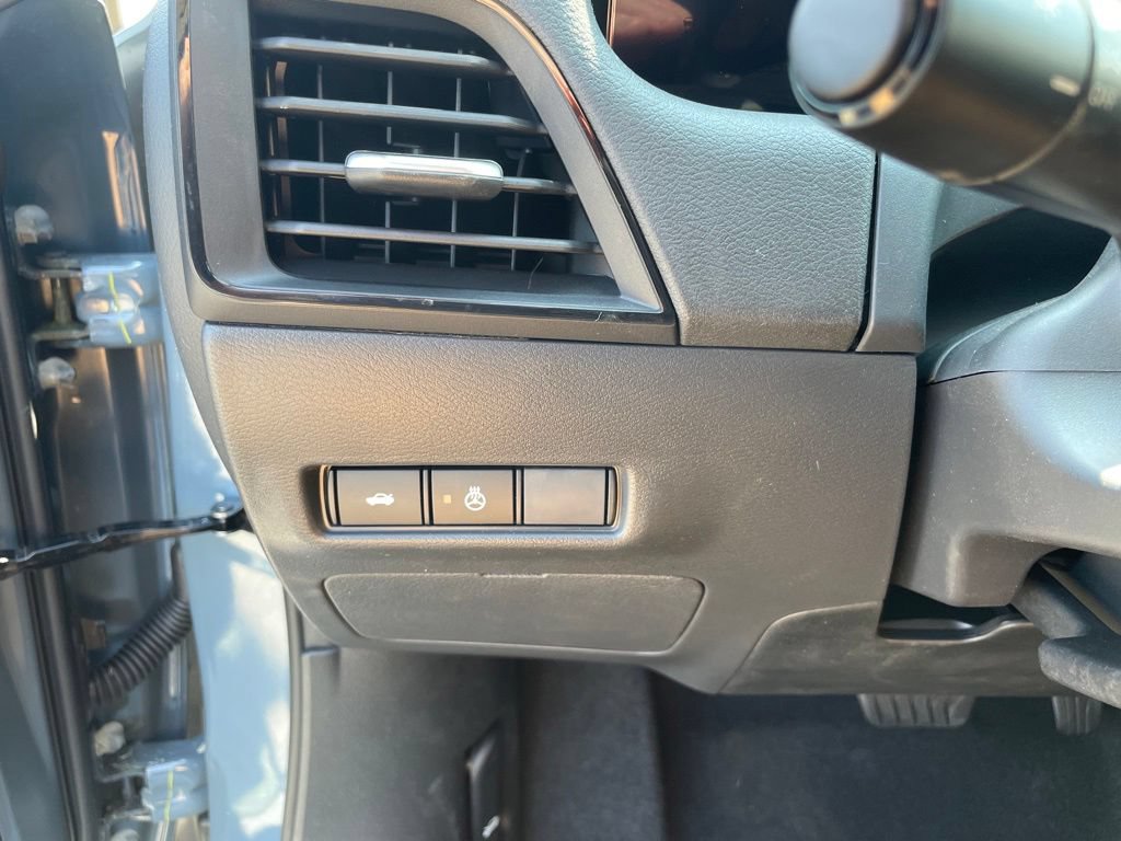 New 2026 Nissan Sentra SV w/ SV Convenience Package FWD image 13