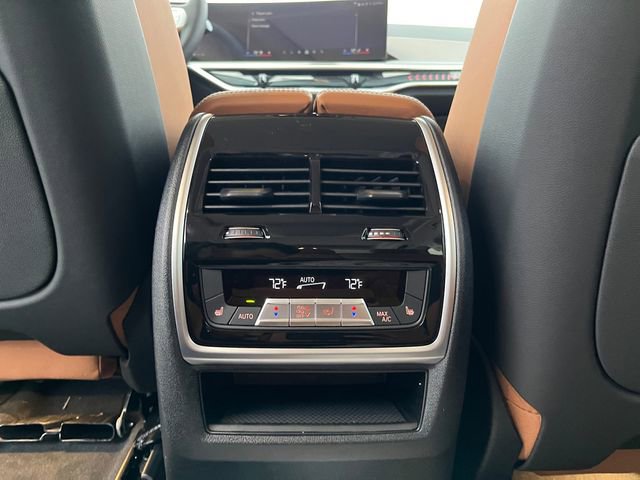 New 2026 BMW X7 xDrive40i w/ Dynamic Handling Package image 28