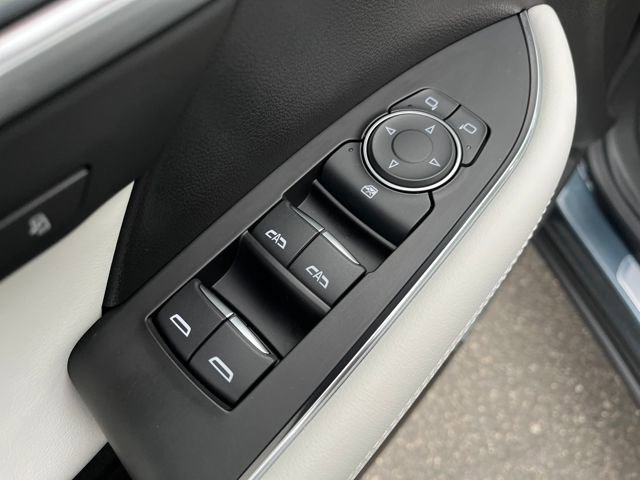 New 2026 Buick Envision Avenir image 12