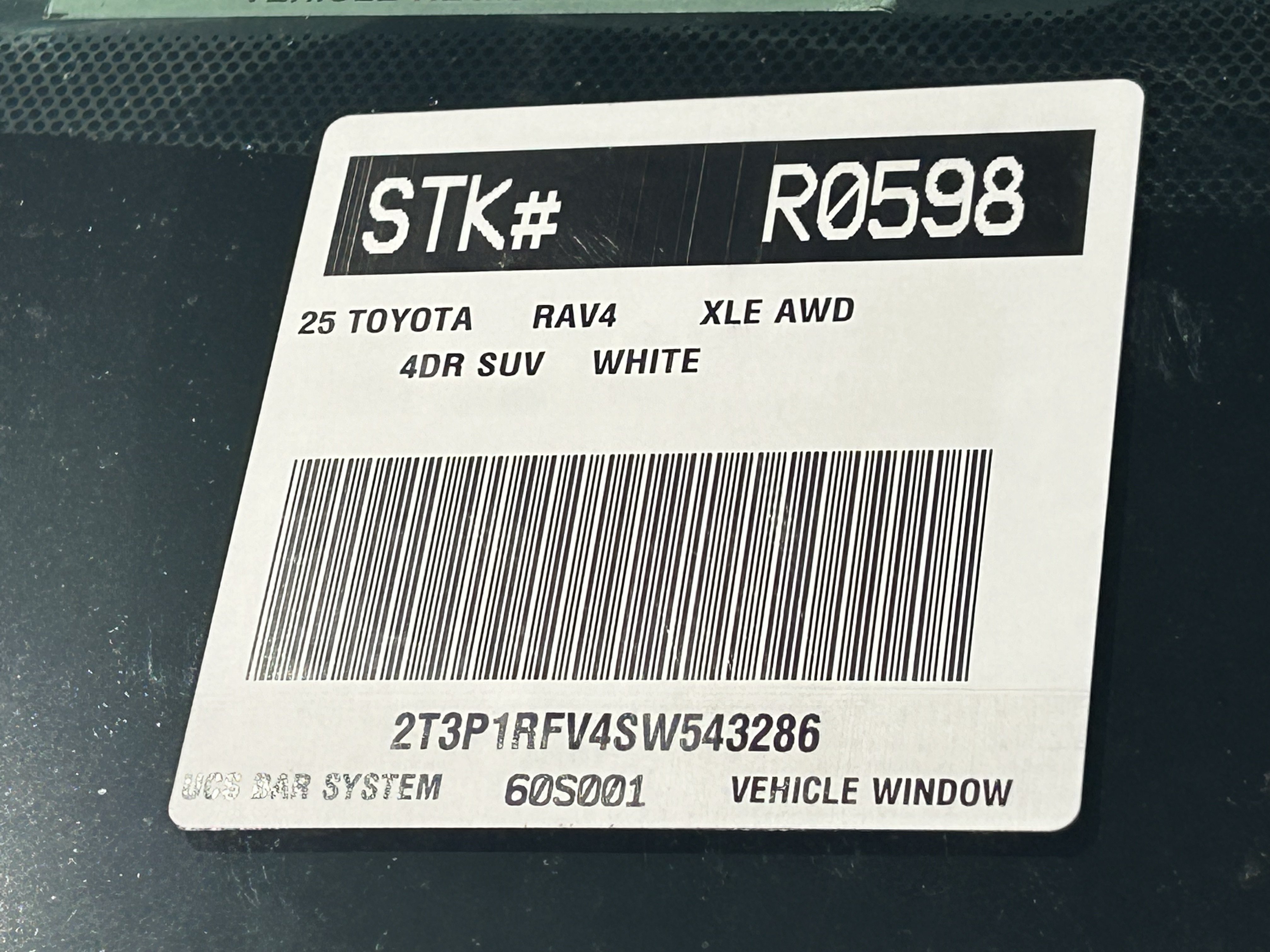 Used 2025 Toyota RAV4 XLE AWD/4WD image 10