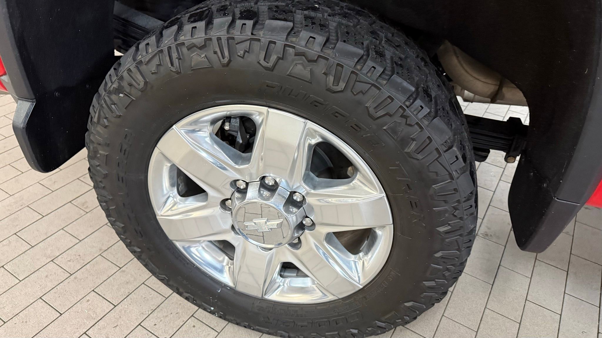 Used 2020 Chevrolet Silverado 2500 LTZ w/ LTZ Convenience Package image 15