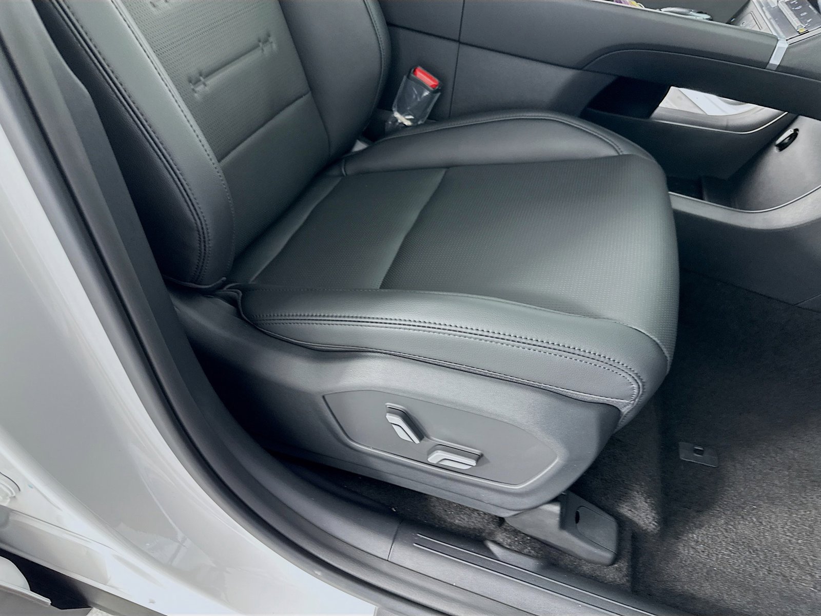 New 2026 Hyundai Santa Fe Limited AWD/4WD image 31