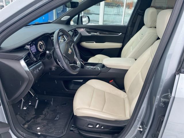Used 2023 Cadillac XT6 Sport image 9