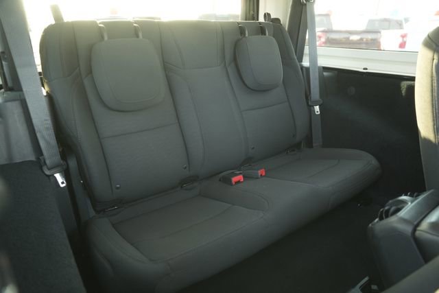 Used 2019 Jeep Wrangler Sport S image 12