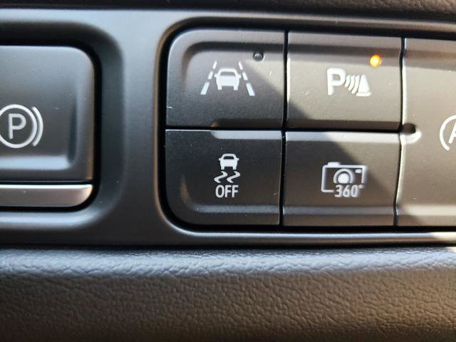 Used 2022 Chevrolet Tahoe LT w/ Luxury Package image 31