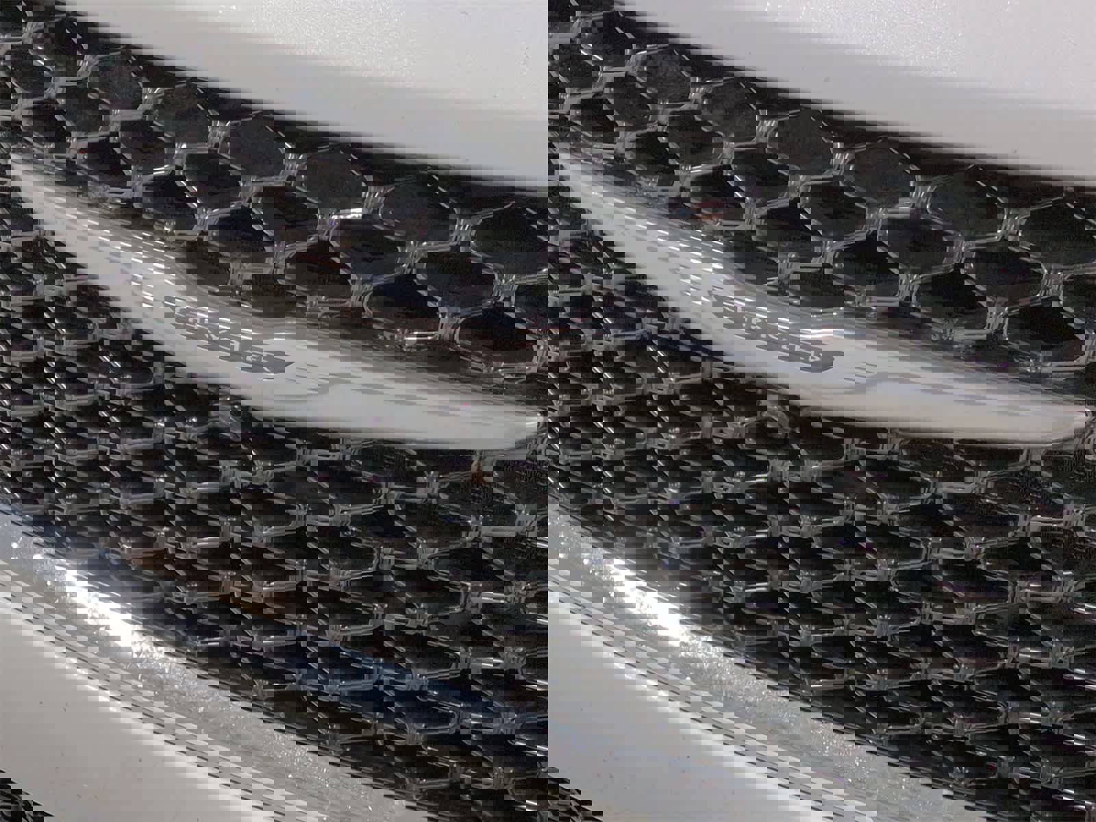 Used 2024 Chrysler Pacifica Limited image 12