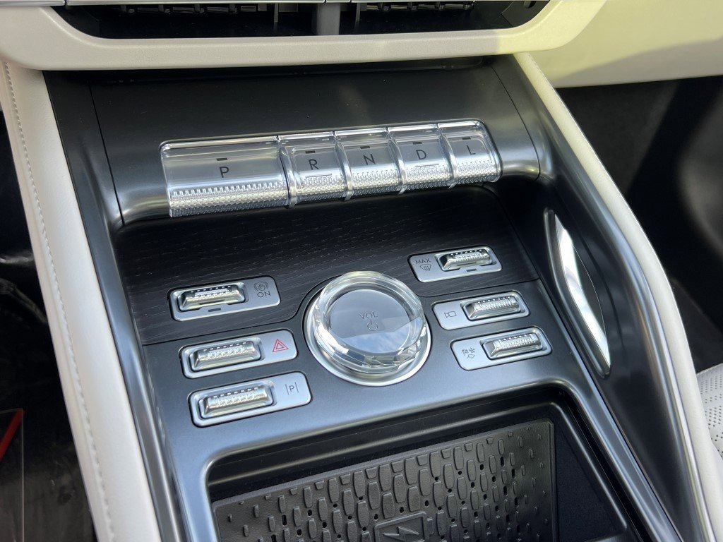 New 2026 Lincoln Nautilus Reserve image 20