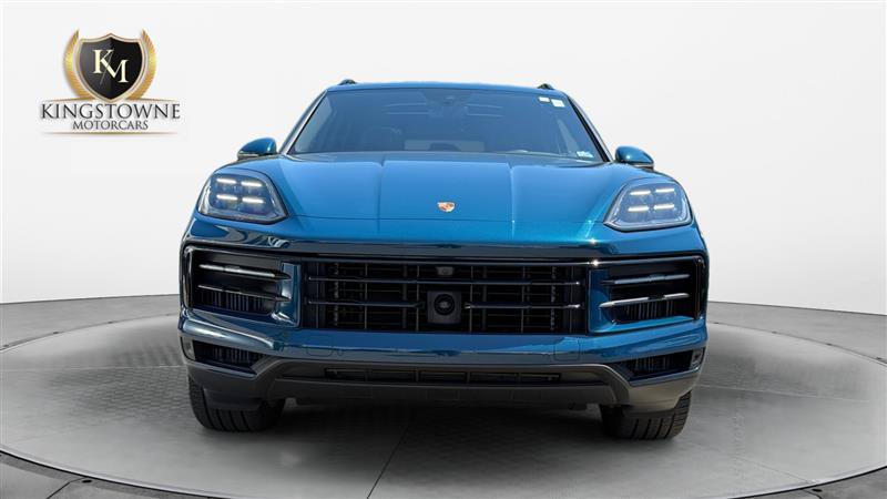 Used 2025 Porsche Cayenne S w/ Premium Package Plus AWD/4WD image 8