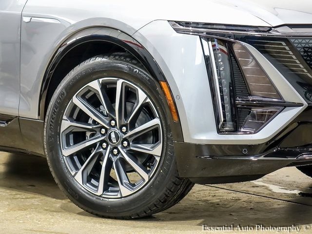 New 2025 Cadillac Lyriq Sport w/ LPO, Floor Liner Package AWD/4WD image 3