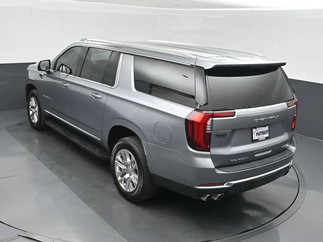 Used 2025 GMC Yukon XL Denali AWD/4WD image 37