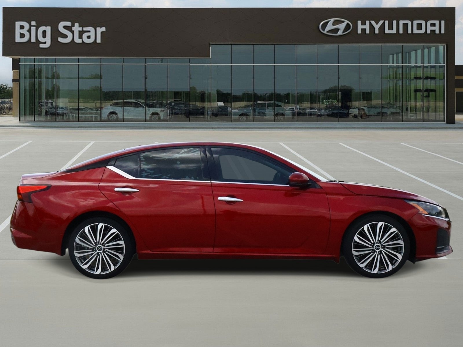 Used 2023 Nissan Altima 2.5 SL FWD image 5